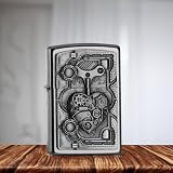 Zippo Zapalniczka Sztormowa Steampunk Heart, Satynowy Chrom, Emblemat, Wielokrotnego Użytku, Wiatroszczelny Design, Pudełko Prezentowe, Wyprodukowano w USA