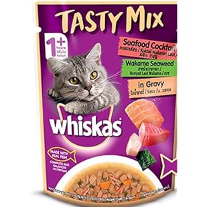 Whiskas Adult (1+ Year) Tasty Mix Wet Cat Food Made With Real Fish, Seafood Cocktail Wakame Seaweed In Gravy – 70G Pouch