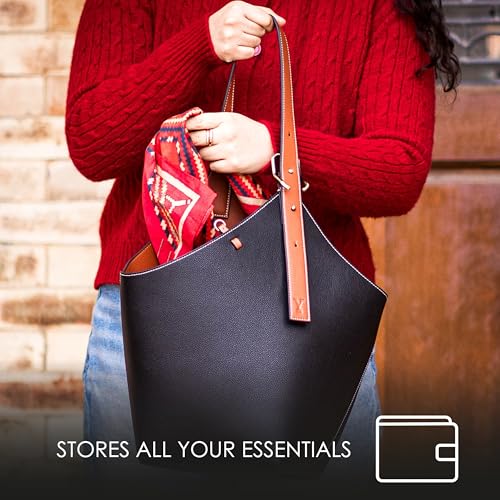 Image of Western Bucket Bag