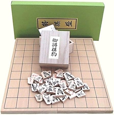 Amazon 木製将棋盤セット 新桂5号折将棋盤と国産木製上別源平駒 将棋 おもちゃ Amazon 木製将棋盤セット 新桂5号折将棋盤と国産木製上別源平駒 将棋 おもちゃ