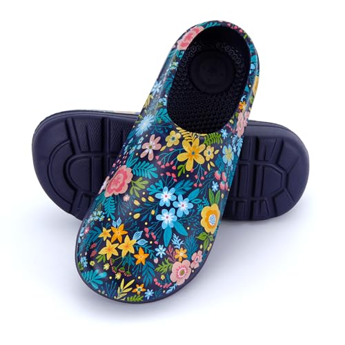 Image of totes Women's Everywear Lightweight Waterproof Bailey Garden Clog