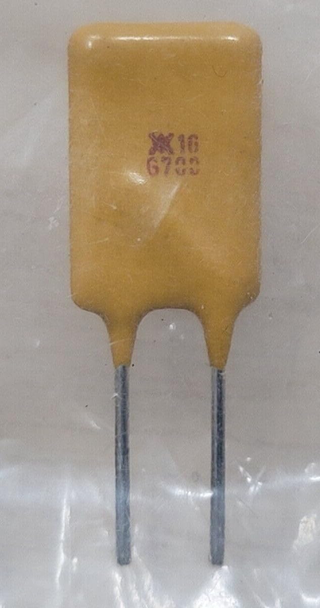 (1 PC) RGE700 fits RAYCHEM Compatible with PTC Reset Fuse 16V 7A Radial