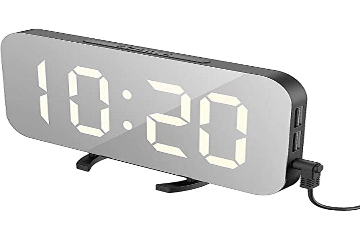EXTSUD Sveglia Digitale con Display a Specchio Orologio Sveglia Elettronica con Luce Notturna Grande LED Schermo 12/24H Funzione Pisolino 2 Porte USB per Ricarica Smartphone