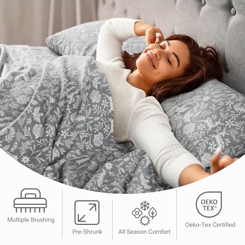 Image of True North by Sleep Philosophy Flannel Sheets Queen Size, Cozy 100% Cotton Flannel Bed Sheets, Ultra Soft Cute Sheet Set, Novelty Print Themed Cold Weather Warm Bedding Set, Sage Winter Fauna, 4 Piece