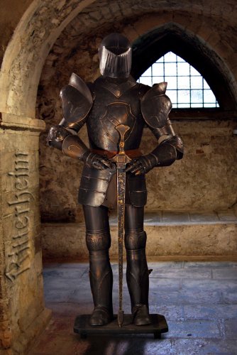 Preisvergleich Produktbild Ritter Ritterrüstung mit Schwert Harnisch ca. 185cm