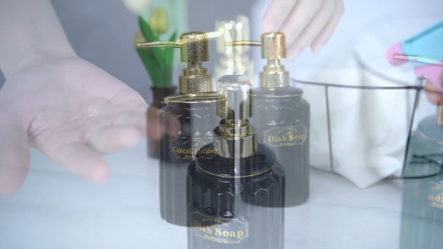 Set di 3 dispenser per shampoo e bagnoschiuma, flaconi con pompa vuoti e ricaricabili da 500 ml, flaconi con pompa in plastica per sapone e lozione | Leroy Merlin