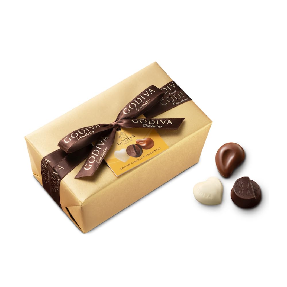Godiva Chocolatier Assortment Gold Ballotin - Premium and Delicious Assorted Milk, White & Dark Chocolates - Classic and Elegant Belgian Ballotin - 500 Gr