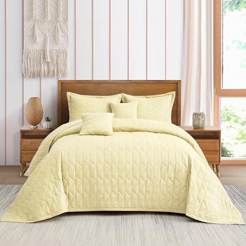 Image of Oversized Queen Bedspread, Geometric Diamond Stitched Quilt Set Queen, Lightweight Reversible Coverlet, Straight Edge - Soft Modern Look, 5 Piece, Ivory Yellow