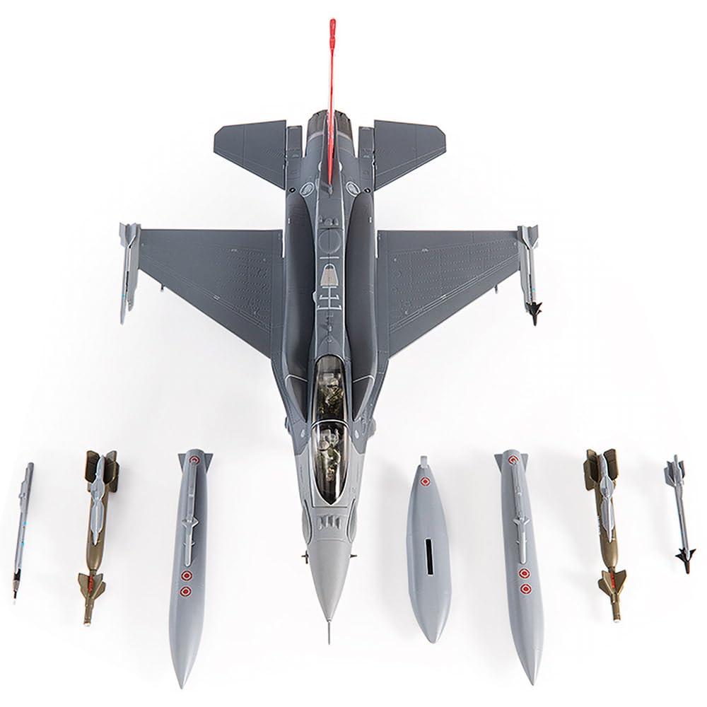 Amazon.com: JC Wings | 1:72 Scale Model Military Aircrafts | F-16D