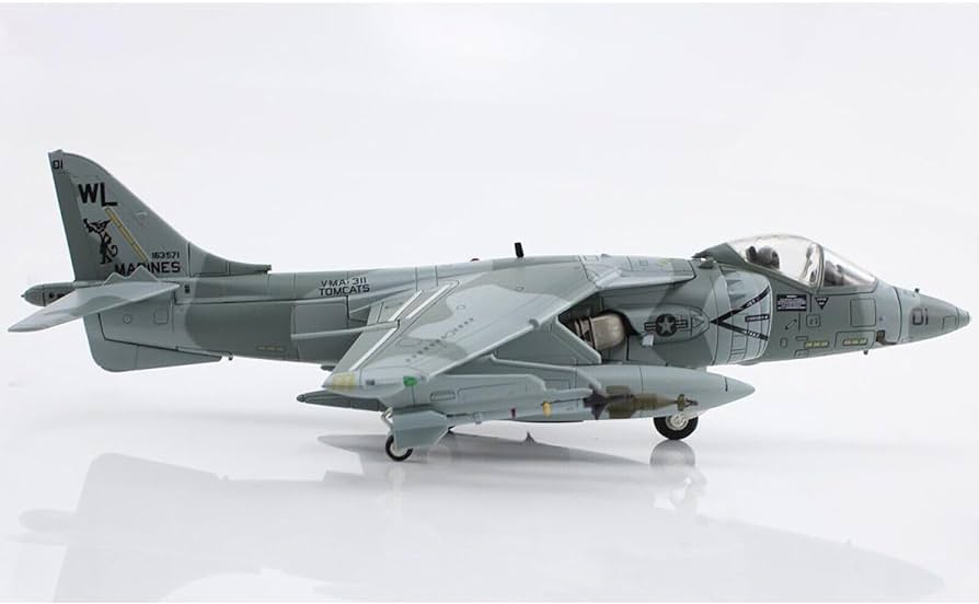 入手困難】ホビーマスター AV-8B VMA-311 HA2602 1/72 入手困難