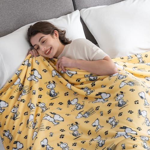 Image of Berkshire Blanket Peanuts VelvetLoft Cute Character Snoopy Plush Blanket,Peanuts Poses and Paws Sundress,Twin 60 in x 90 in (Official Peanuts Product)
