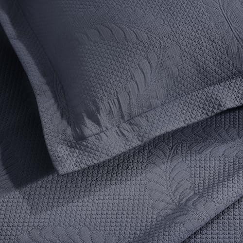 Superior 3 Piece Cotton Bedspread Set, Home Bed Decor, Decorative Bed Spread, 2 Pillow Shams, Medium Weight Blanket, Matelasse Coverlet, Bedding Essentials, Peploi Collection, King, Denim Blue