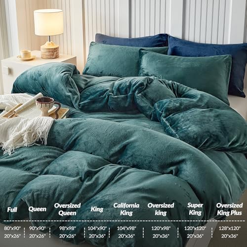 Image of WARMDERN Peacock Blue Velvet Duvet Cover Set Super King Size, Luxury Milk Velvet Bedding Duvet Cover with Zipper Closure, 3pcs Ultra Soft Duvet Covers for All Seasons, 120 inch x 120 inch, Peacock Blue