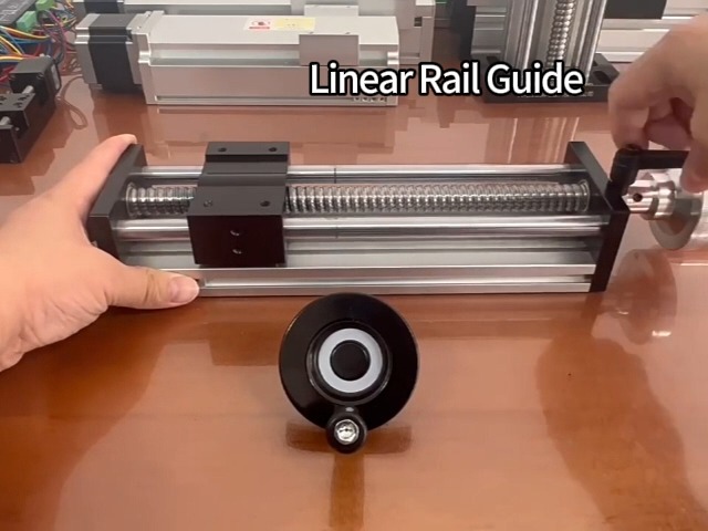 TOOSOAR Lineaire geleiderail 200 mm, lineaire glijdende aandrijving met stuurwiel, voor CNC-freesmachine, graveermachine