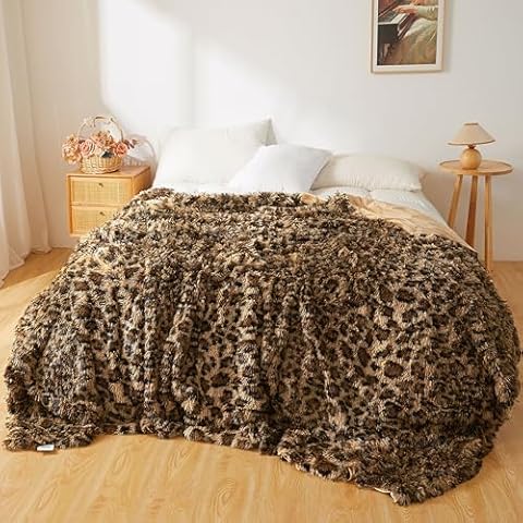 XeGe Faux Fur Cheetah Print Blanket Cover
