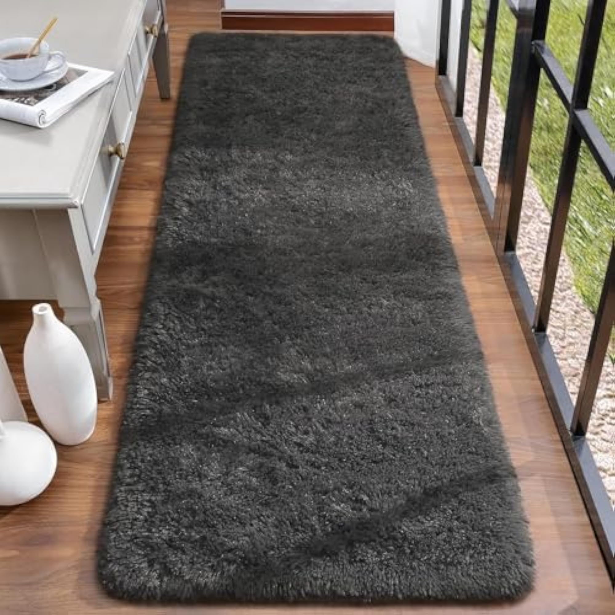 800 GSM Microfiber Anti Skid Bathroom Runner Rug