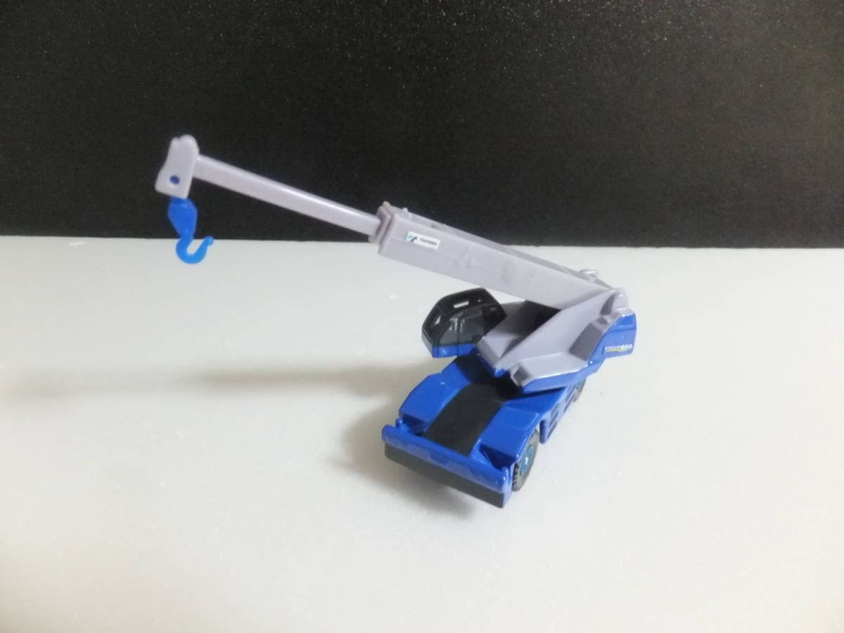 Amazon.co.jp: トミカ 73 タダノ ラフテレーンクレーン CREVO 600