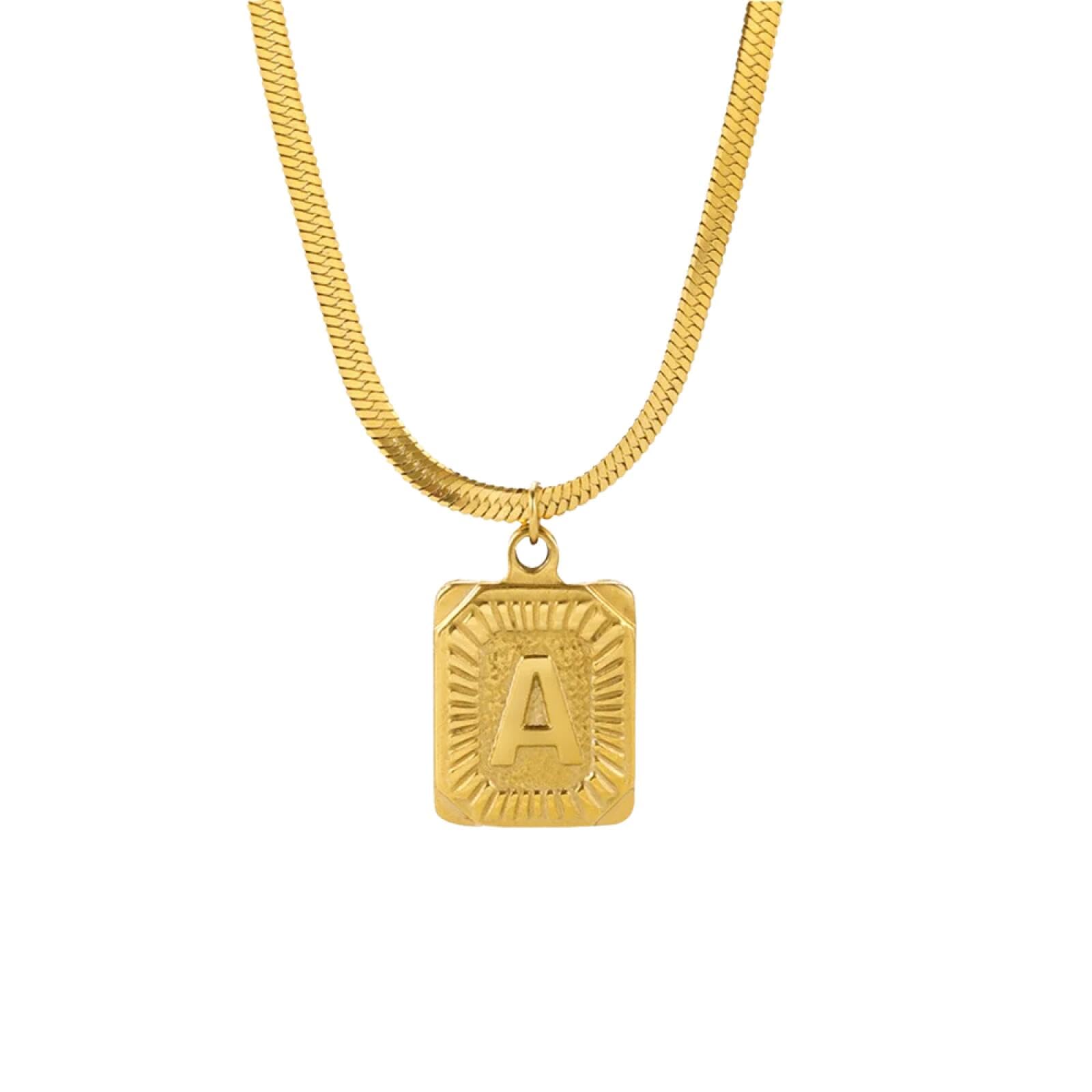 Cadeau de fête idéal avec ce collier avec pendentif lettre initiale gravée