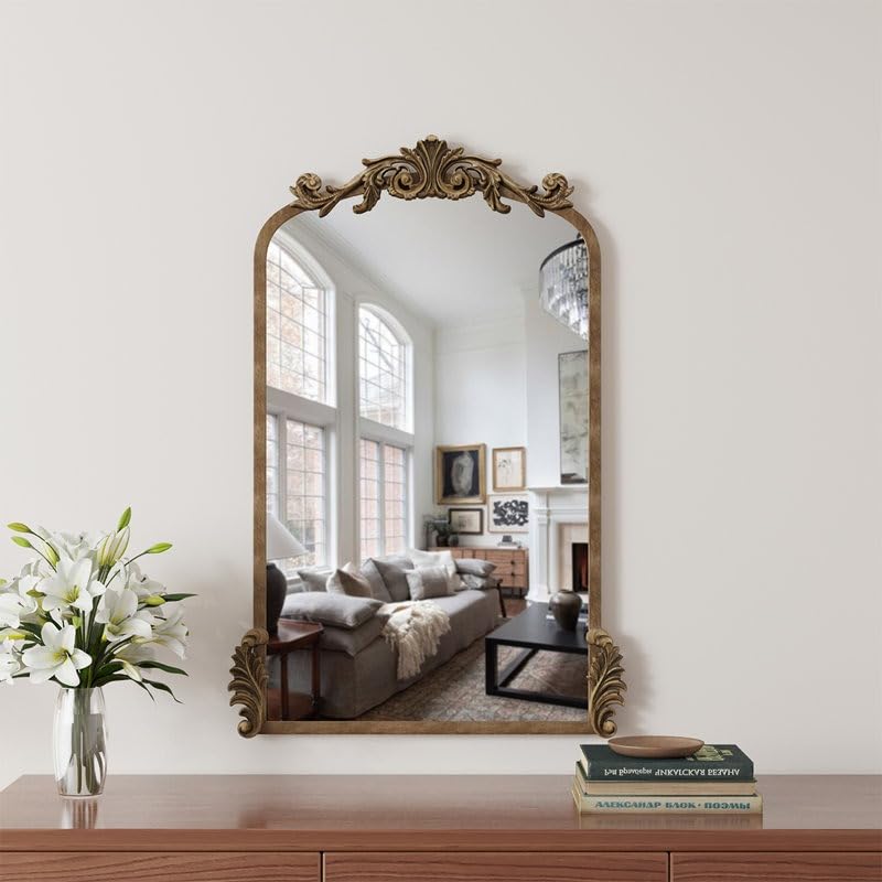 Image of Vintage Carved Mirror - Vertical Wooden Frame, Stylish and Timeless Wall Decor (60 x 100 Cm)