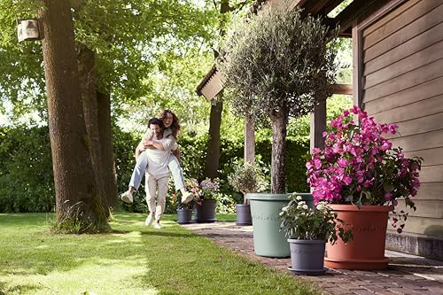 elho Algarve Cilindro Wheels 40cm – Großer Blumentopf für den Außenbereich – Pflanzgefäße – 100% recycelter Kunststoff - Grün/Thymian Grün