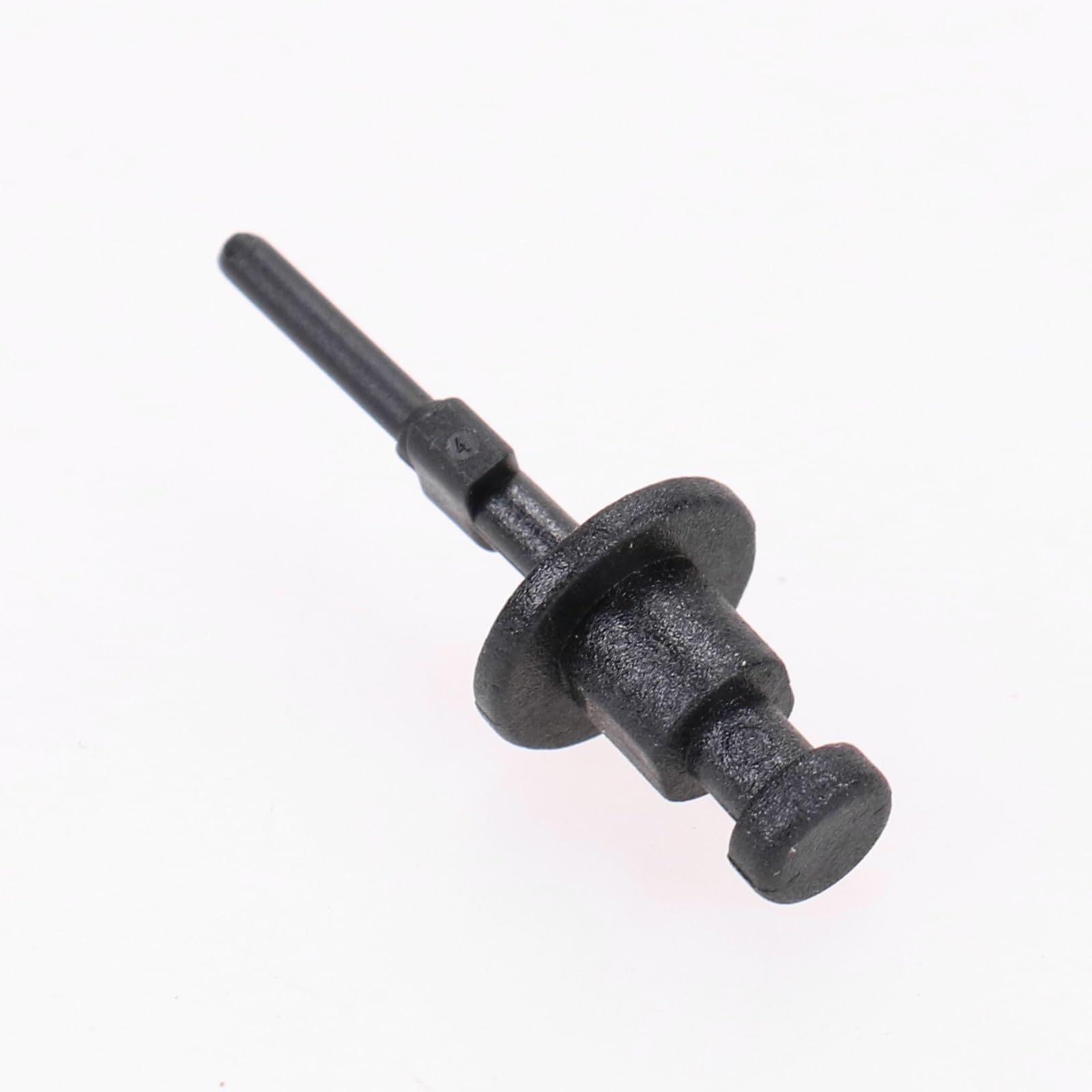 Tipo EGEA 735653756 Original Tailgate Bolt from 2015 : Amazon.de 