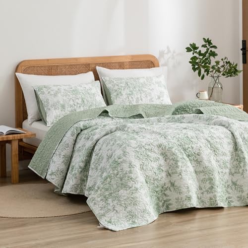 Wonderful Sage Green Floral Quilt King Size Summer Cooling 3 Piece Cotton Vintage Farmhouse Bedding Set Machine Washable Lightweight Soft Bed Cover for All Season