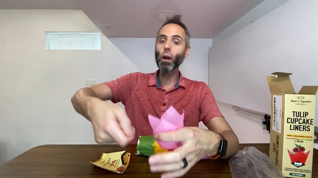 Best Cupcake Liner on Amazon | Muffin Liners for Baking