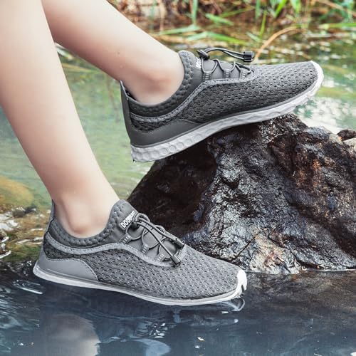 Image of DOUSSPRT Water Shoes for Kids Boys Girls Quick Dry Beach Sports Swim Pool Aqua Shoes for Toddler /Little Kid /Big Kid