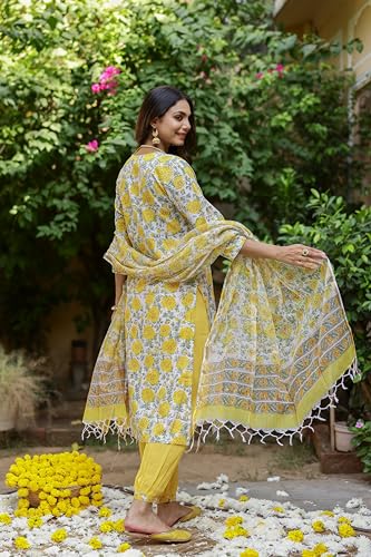 Image of Yashika Women Cotton blend Kurta Fashion That Echoes Tradition: Make a Style Statement with Our Kurta Set Pant Dupatta