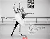 Ballettsaal - Stuttgarter Ballett Kalender 2024. Die ganze Eleganz und Kraft der Tänzer:innen in einem großen Fotokalender. Schwarzweißer Kalender für ... 44x34 cm. Querformat: Stuttgarter Ballett - Fotograf: Roman Novitzky 