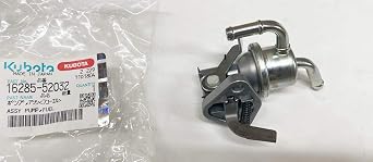 Kubota OEM 16285-52032 Pump, Fuel Assy
