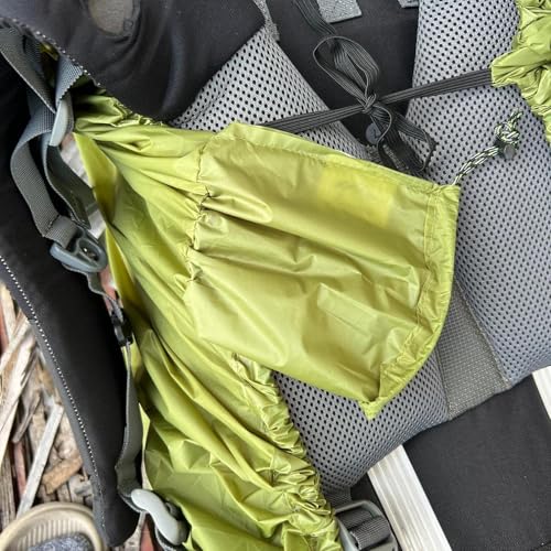 Housse imperméable verte contre la pluie pour sac à dos de camping