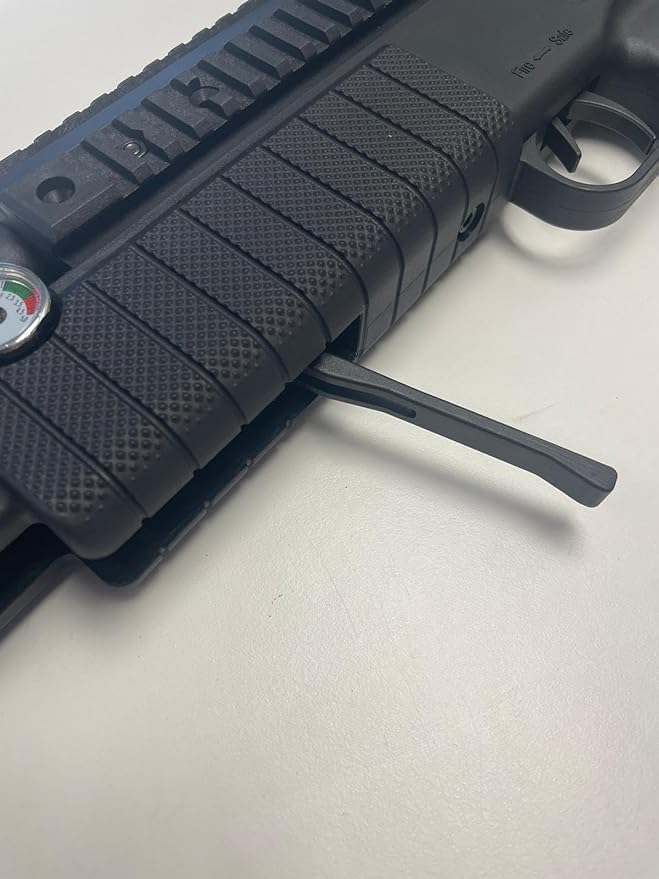 Vista 2 de Beeman Commodore Regulado UnderLever Synthetic Stock 3500 PSI PCP Rifle Combo