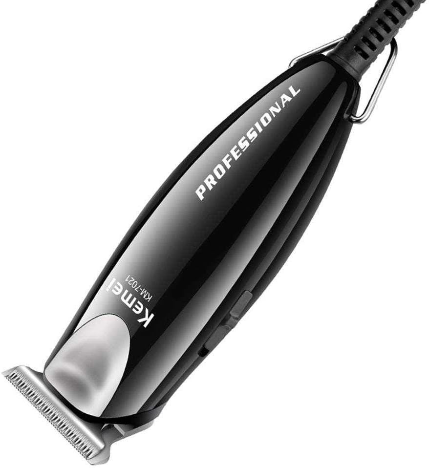 Kemei KM-7021 Shaver in use