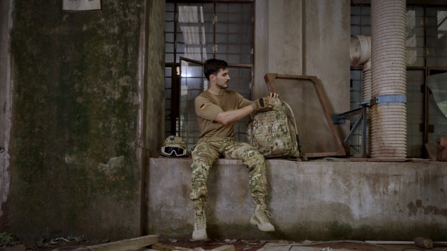 マルチカモ バックパック 大容量　55L Amazon.co.jp: [MT] タクティカル パック モレリュックサック