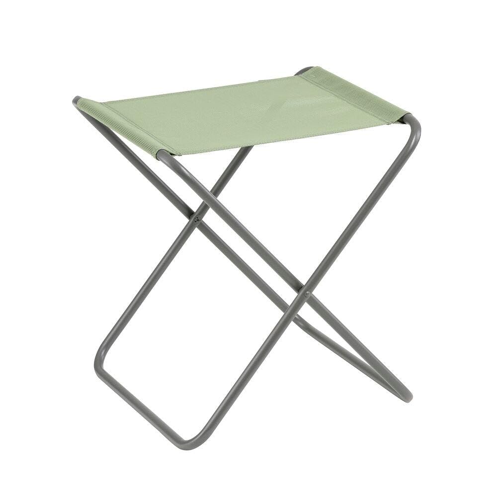 Tabouret camping pliant compact pour éviter de s'asseoir au sol