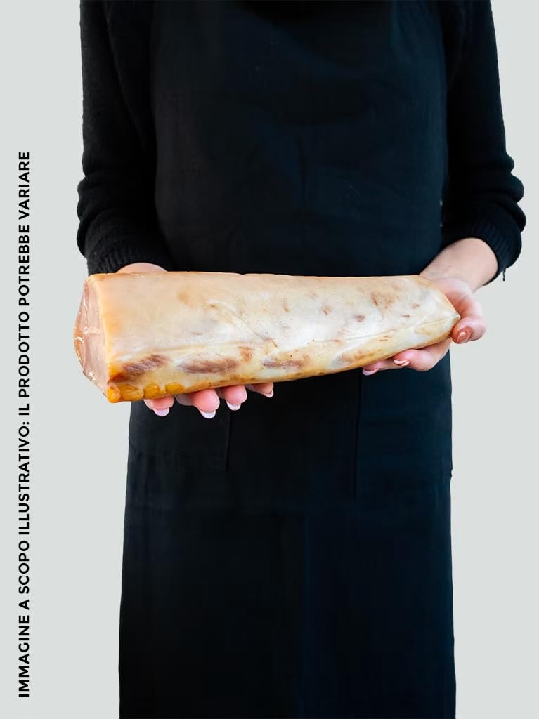 Pesce spada affumicato a freddo. 1 kg. Lavorato e prodotto da Pino Spanu. Artista bottargaio di Tharros Pesca, grande affumicatore della laguna di Cabras