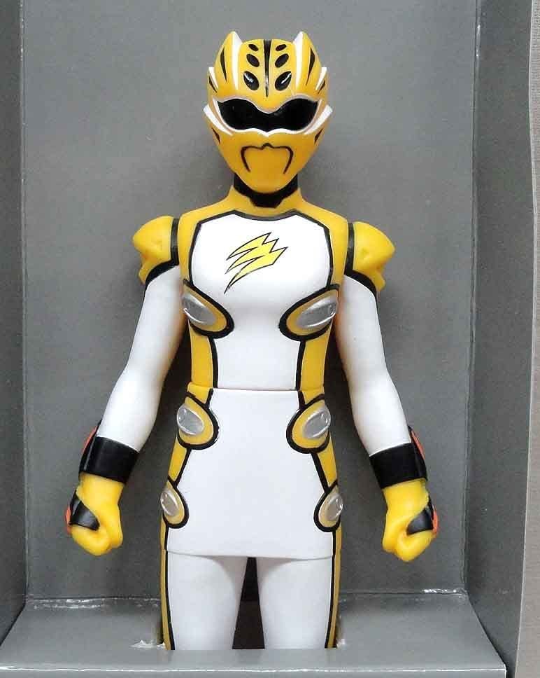 Amazon.co.jp: 戦隊ソフビ ゲキレンジャー 5 スーパーゲキイエロー