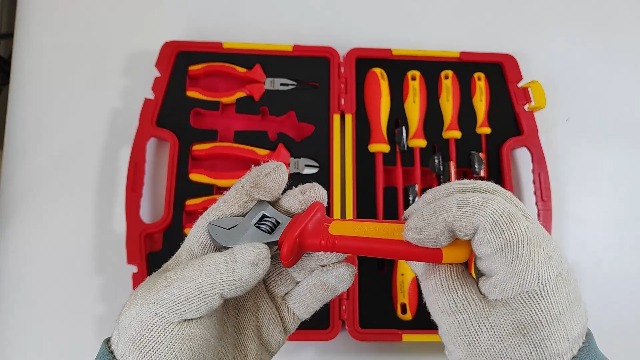 Set de herramientas eléctricas aisladas SFREYA 13 pcs miniatura 5