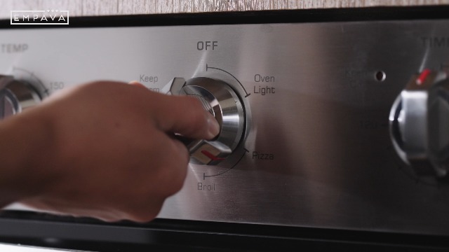 Image of Empava 24 inch 2.5 cu ft Single Electric Wall Oven, Mechanical Knobs, Silver | Pizza Mode, 4 Cooking Functions, Extra Large 2.5 cu ft Capacity, Porcelain Ceramic Finish, 2-Year Warranty
