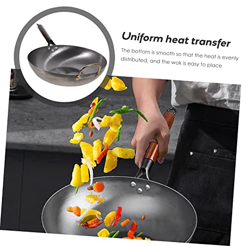 Wok tradicional de hierro con mango de madera miniatura 3