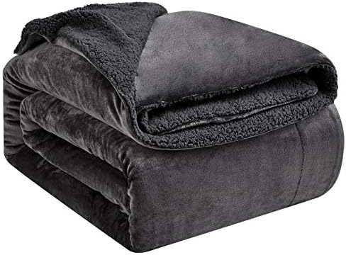 Couverture Polaire Grise Teesa - 130x150 Cm - 100% Polyester - Certifiée Oeko-Tex