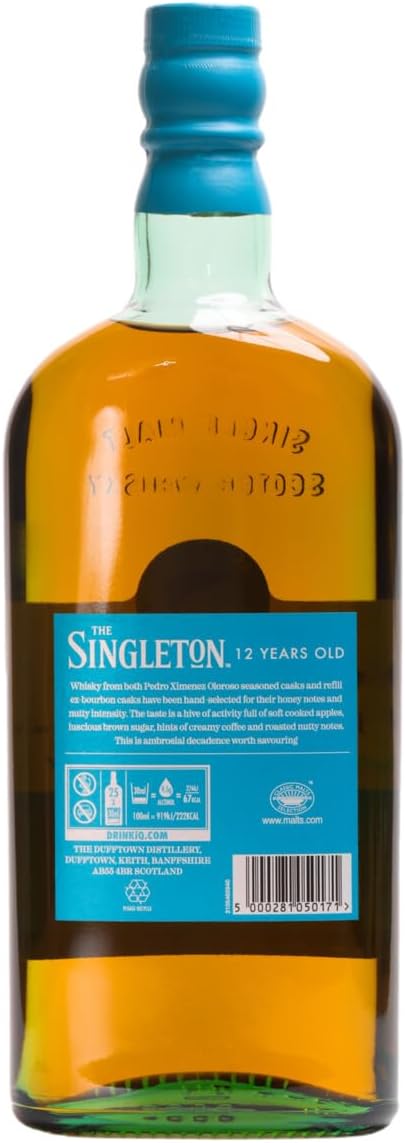 Imagem frontal da garrafa com fundo neutro. Imagem frontal da garrafa com fundo neutro.