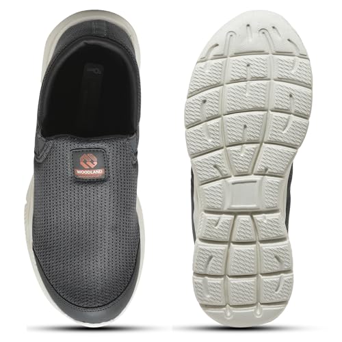 Image of Woodland Men's Pull-On Walking Shoe