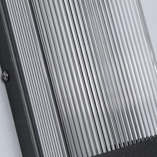 Lámpara LED de pared exterior impermeable para iluminar patios oscuros 6