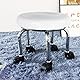 WKWKER Moderner Kleiner Rollhocker PU Leder Rollsitz 360 ° Drehbare niedrige runde Hocker mit Universal Rollen für Home Massage Garten Büro Garage Shop Fitness Sport, H: 30.5cm (Weiß)