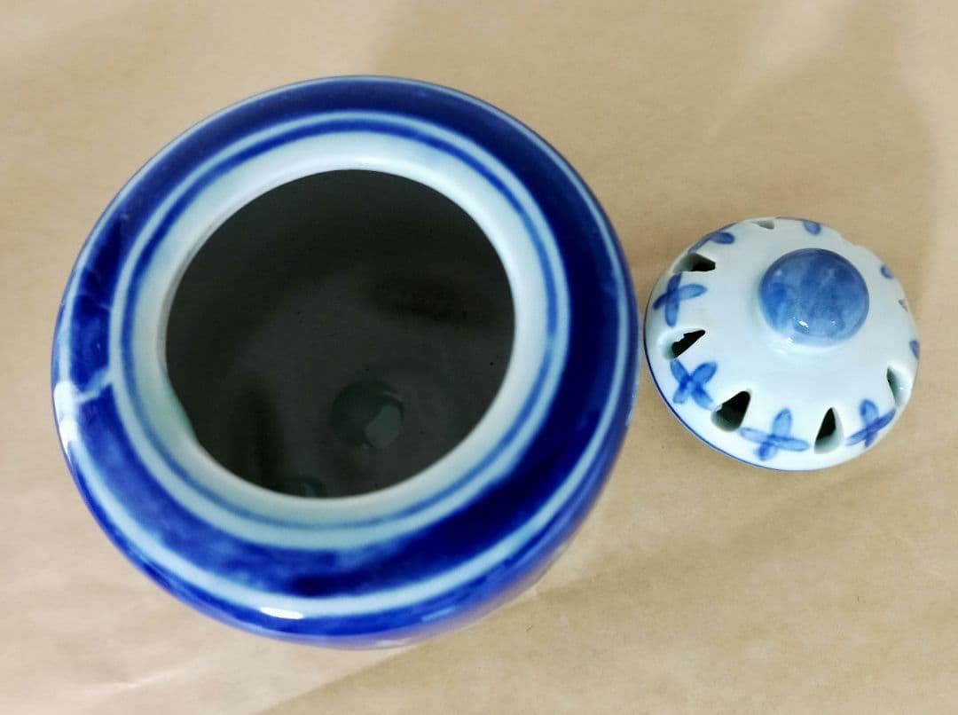 Amazon.co.jp: 染付青花磁器 3脚香炉 香道具 茶道具 : ホーム＆キッチン