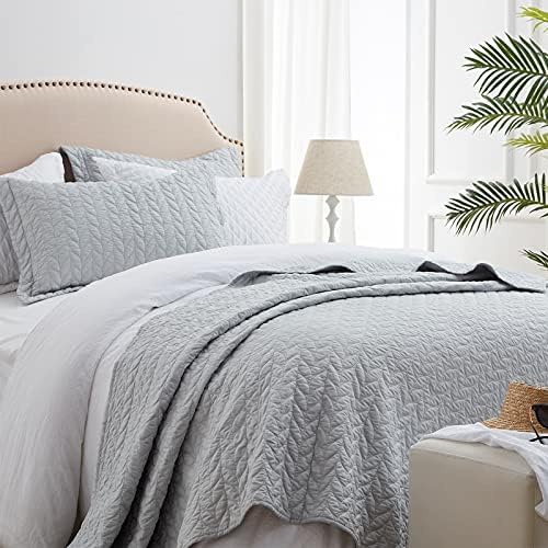 Leaf Embroidered Quilted Bedding Sets 