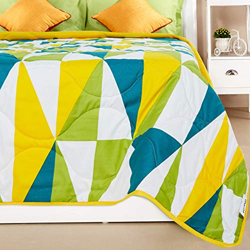 Image of Amazon Brand - Solimo Microfibre Quilt AC Blanket, 120 GSM, Yellow, Single (Argyle Adventures, 150 x 230 cm)