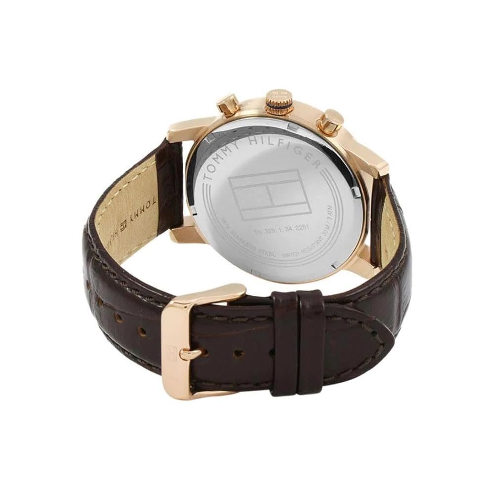 Tommy Hilfiger Relógios masculinos de quartzo 3H – Resistente à água até 3 ATM/30 metros – Moda premium para uso diário – 44 mm em promoção! Veja a oferta e mais achadinhos de Relógios de pulso 3 Hoje é o melhor dia para comprar Tommy Hilfiger Relógios masculinos de quartzo 3H – Resistente à água até 3 ATM/30 metros – Moda premium para uso diário – 44 mm com aquele preço maroto! Promoção! Aproveite a oferta! 3